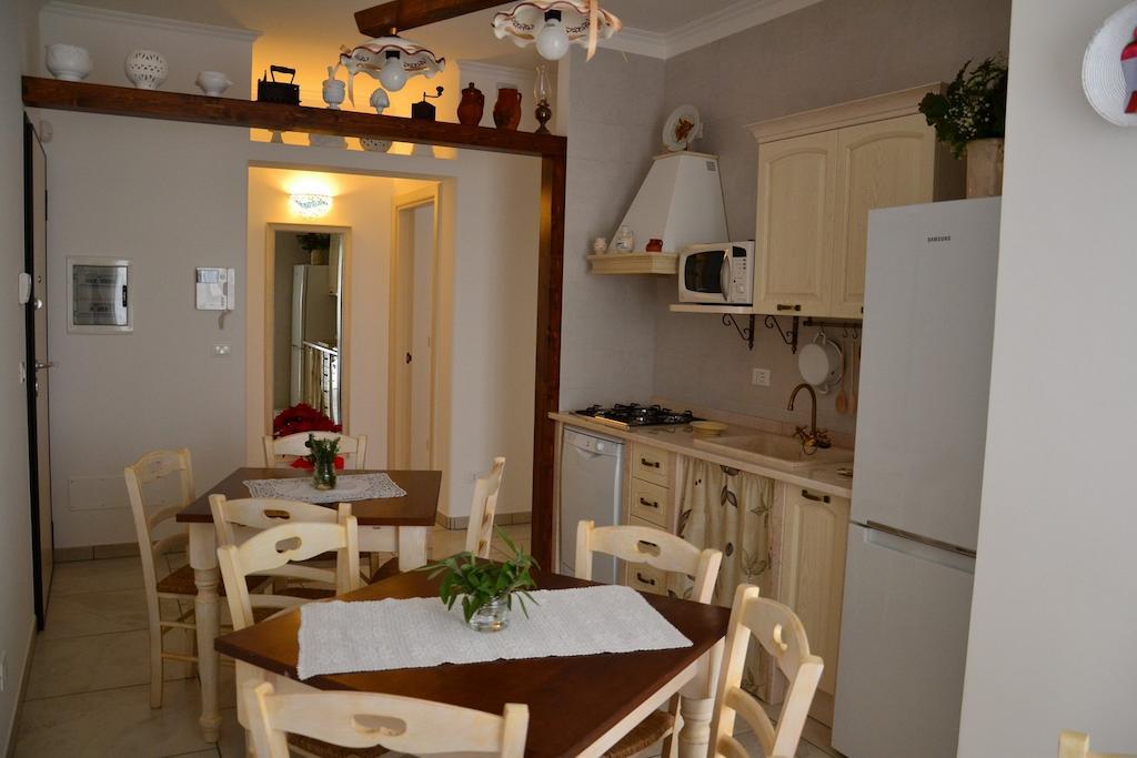 Bed and Breakfast Dimora Delle Rondini Полиньяно-а-Маре Экстерьер фото